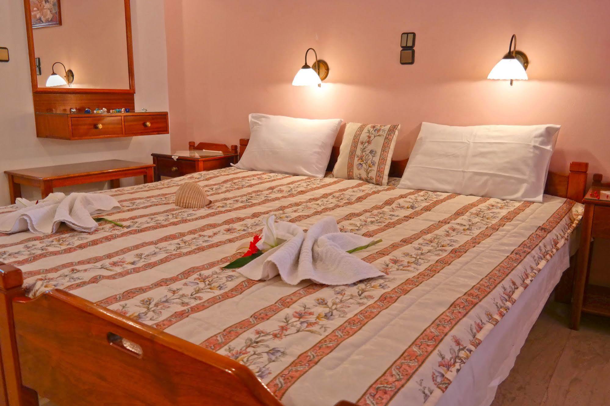 Golden Beach Studios Naxos City Exterior foto